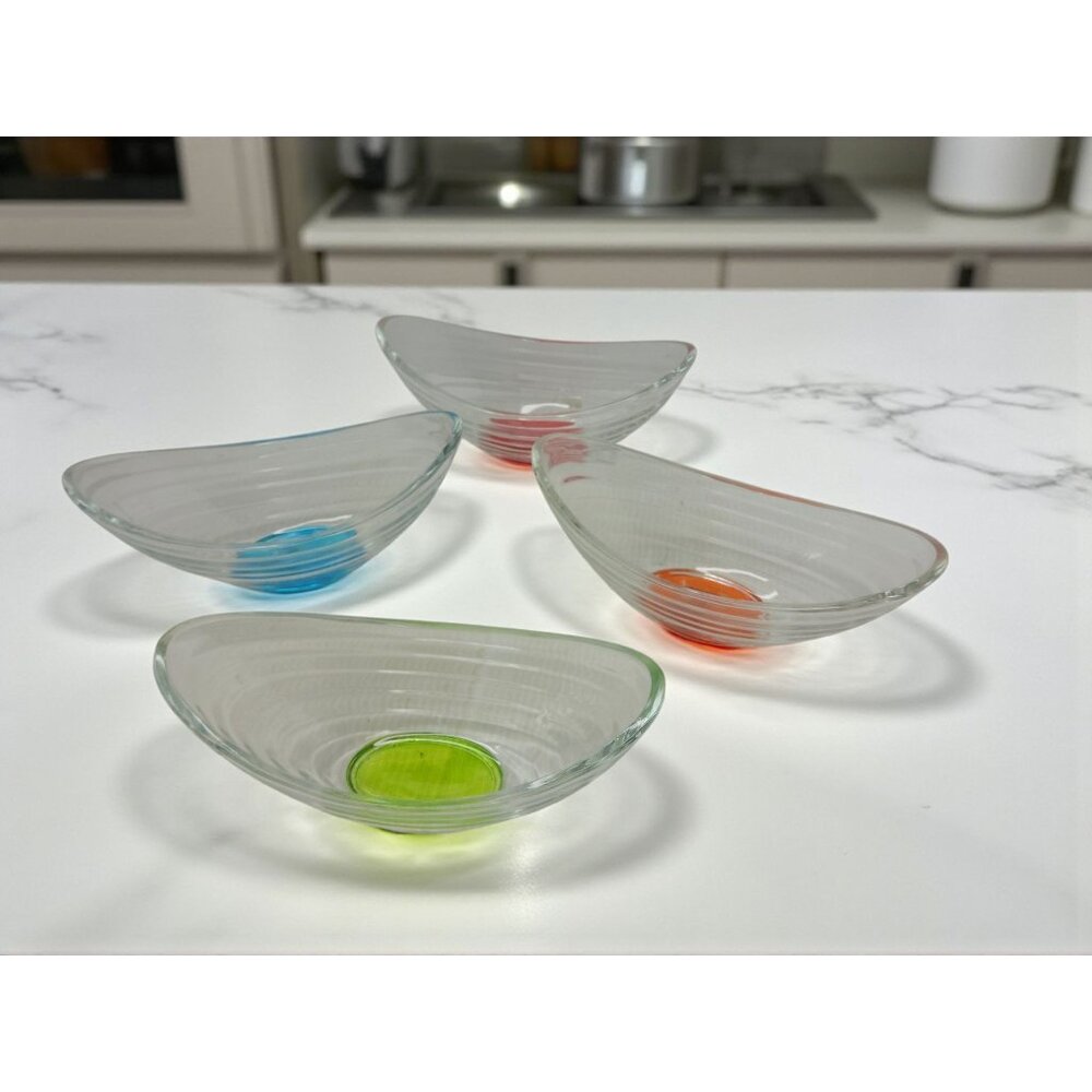 vintage 2pc. salad/desert bowl set boat shaped clear ribbed glass with green and